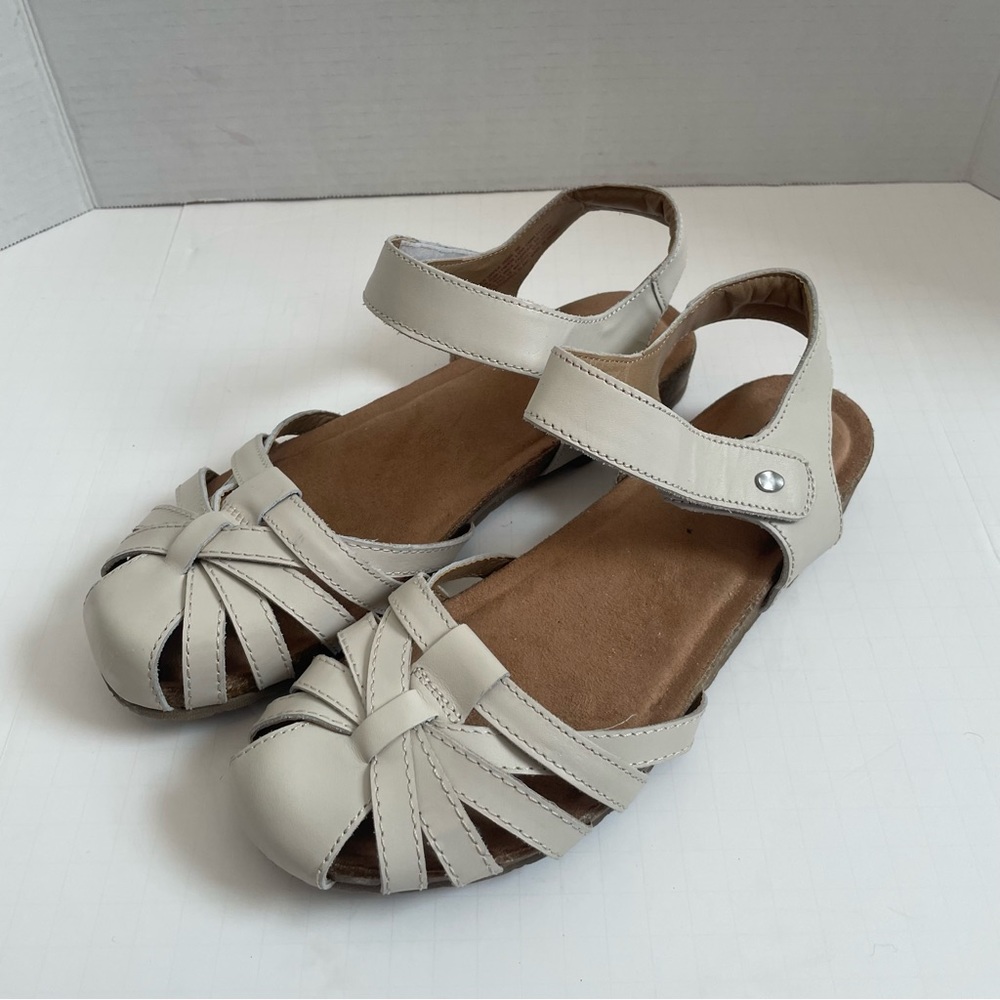 Earth Origins Cream Sandals